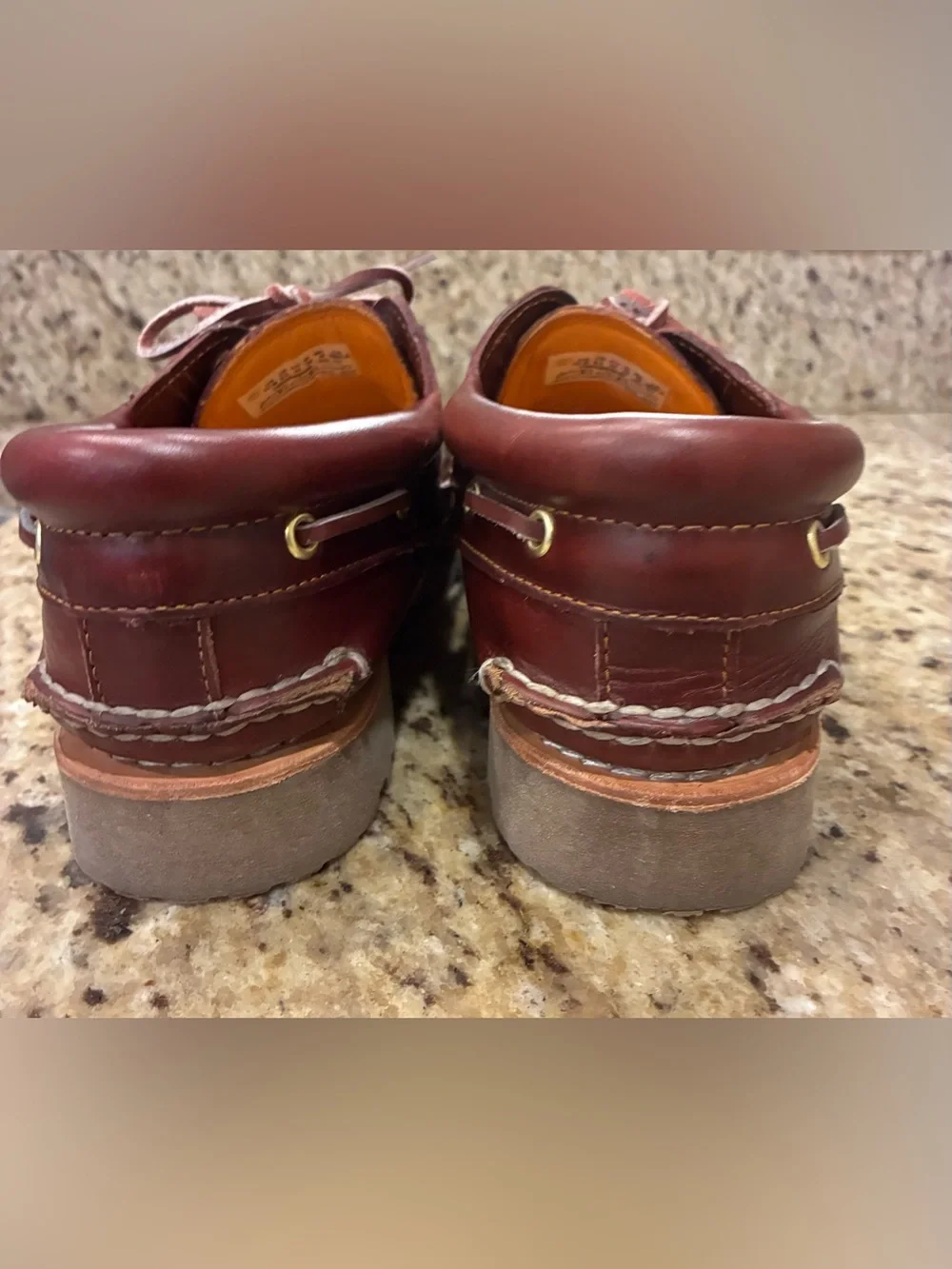 Timberland Men's size 10 Burgundy Leather Classic Boat Shoes